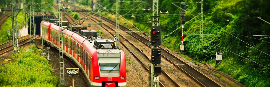 This is default featured slide 3 title